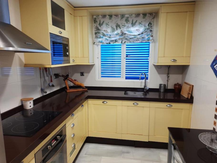 Amplio Apartamento En La Barrosa Novo Sancti Petri Bagian luar foto