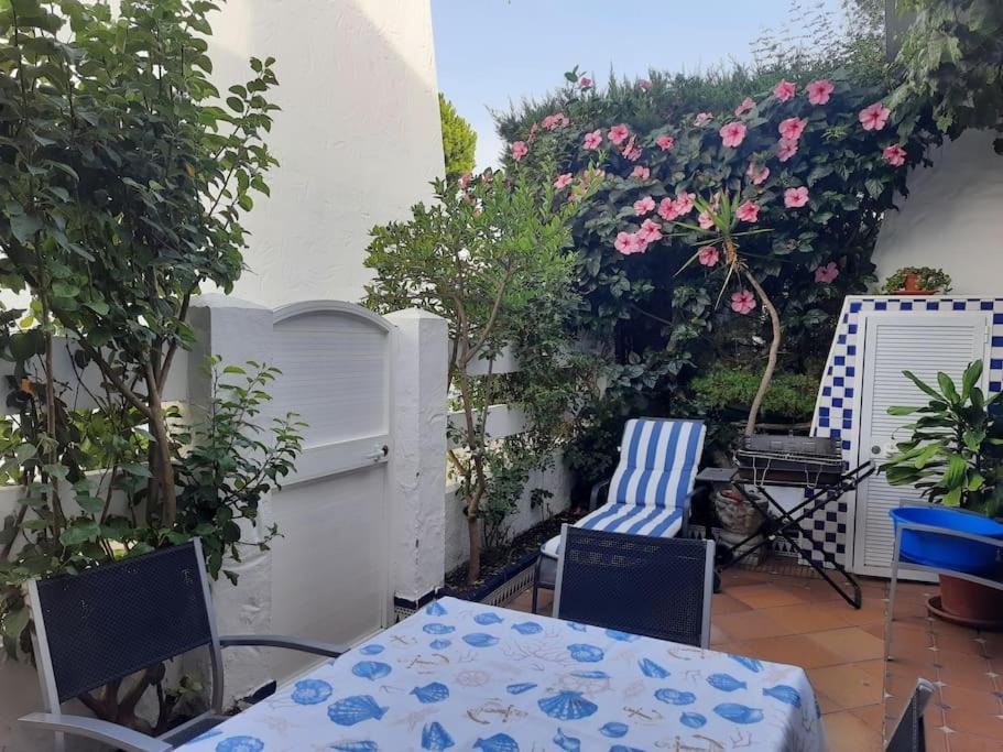 Amplio Apartamento En La Barrosa Novo Sancti Petri Bagian luar foto